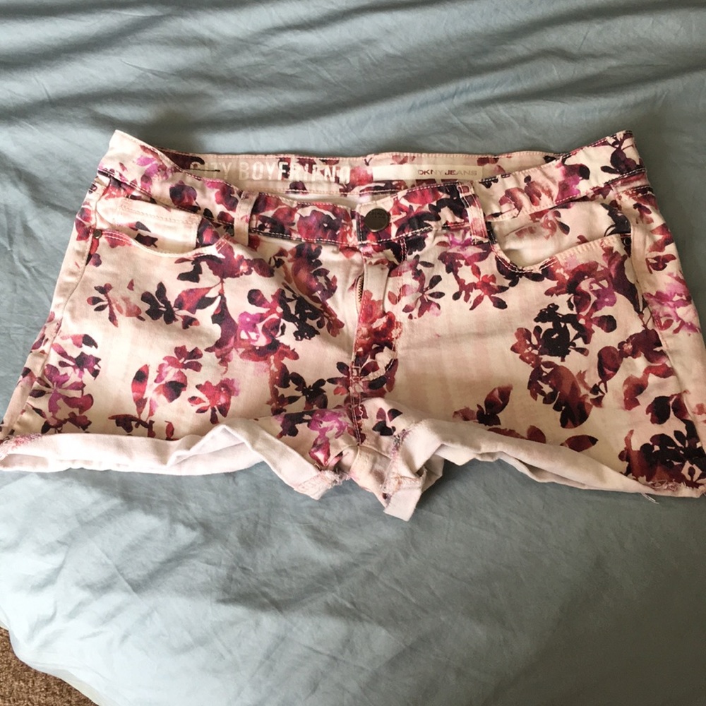DKNY Jeans cutoff shorts Size 14